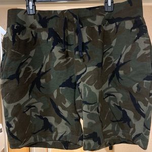 New price: Polo-RL, comfy camouflage shorts. XL